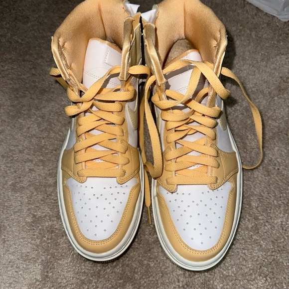 Air Jordan 1 Mid Elevate Nike Celestial Gold Orange Cream - Picture 5 of 10